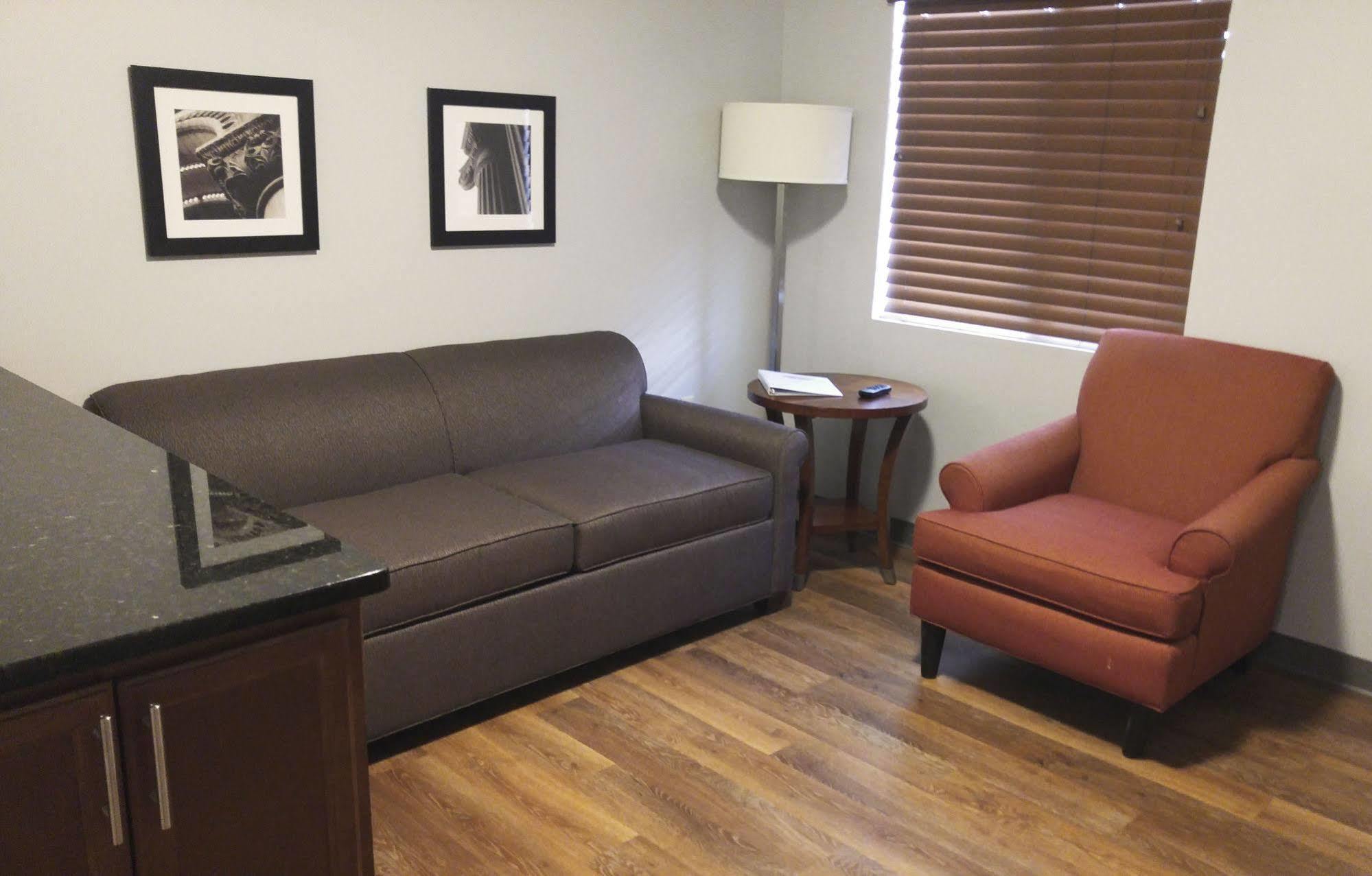 Affordable Suites Of America Portage Exterior photo